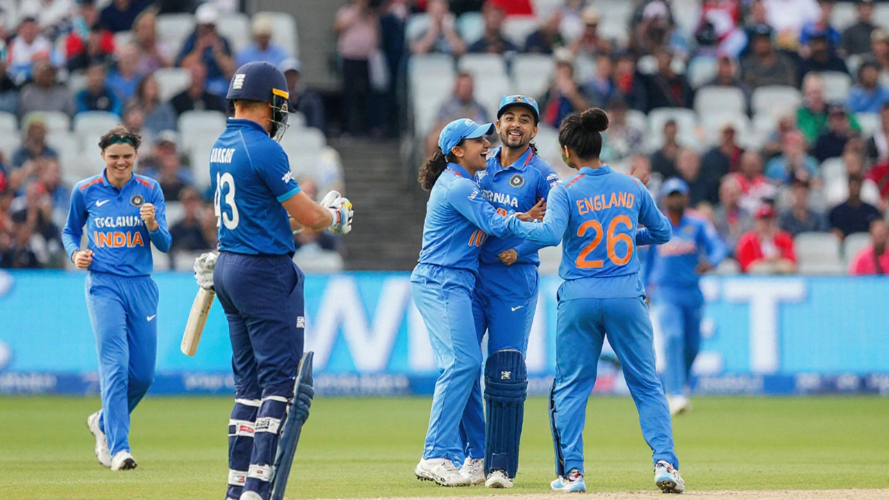 EN‑W vs WI‑W Dream11 Prediction: इंग्लैंड महिलाओं का ट्राय‑स्लैश, टॉनटन में निर्णायक ODI